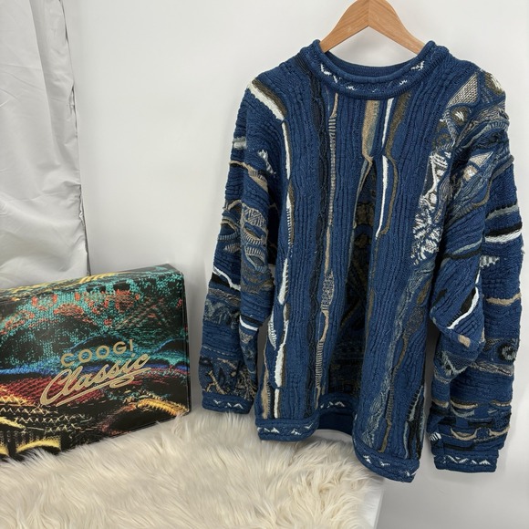 Vintage Coogi Blues 3D Knitted Sweater Size Medium With Original Box!‎ Excellent - Picture 1 of 16